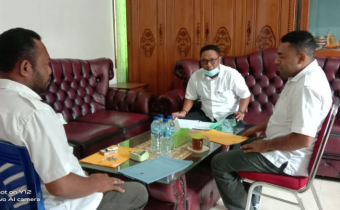 RAPAT INTERNAL PIMPINAN BAWASLU YAPEN BAHAS PROGRAM TAHUN 2021.