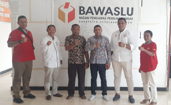 Bawaslu Yapen Menerima Kunjungan DPC Gerindra Yapen Dalam Rangka Menyampaikan Mandat Pengurus.